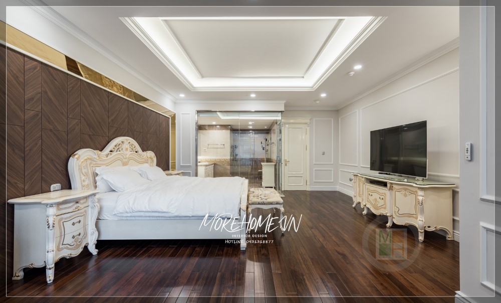Giường ngủ gỗ tự nhiên màu trắng tân cổ điển với những chi tiết thu hút ấn tượng, thư giãn, nghỉ ngơi, những giấc ngủ ngon lành cho gia chủ